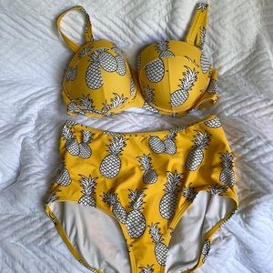 Swimsuits for All Women’s Plus 20 High Waisted Yellow Pineapple Two Piece Bikini